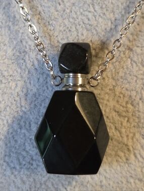 New Black Obsidian Hexagonal Shaped Perfume Bottle Pendant Necklace